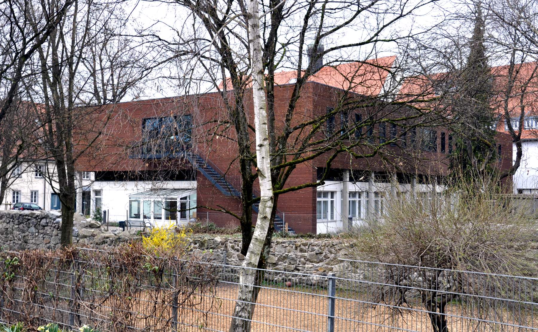 Der Neubau des Spitals in Ravensburg — Blick auf das Heilig-Geist-Spital mit seiner Kapelle.